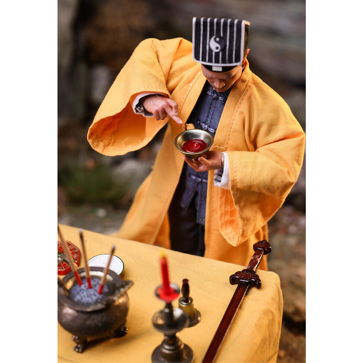 Mountain Studio Yellow Robe Hero Mr. Vampire Uncle Yingshu 1/12 Scale Action Figure