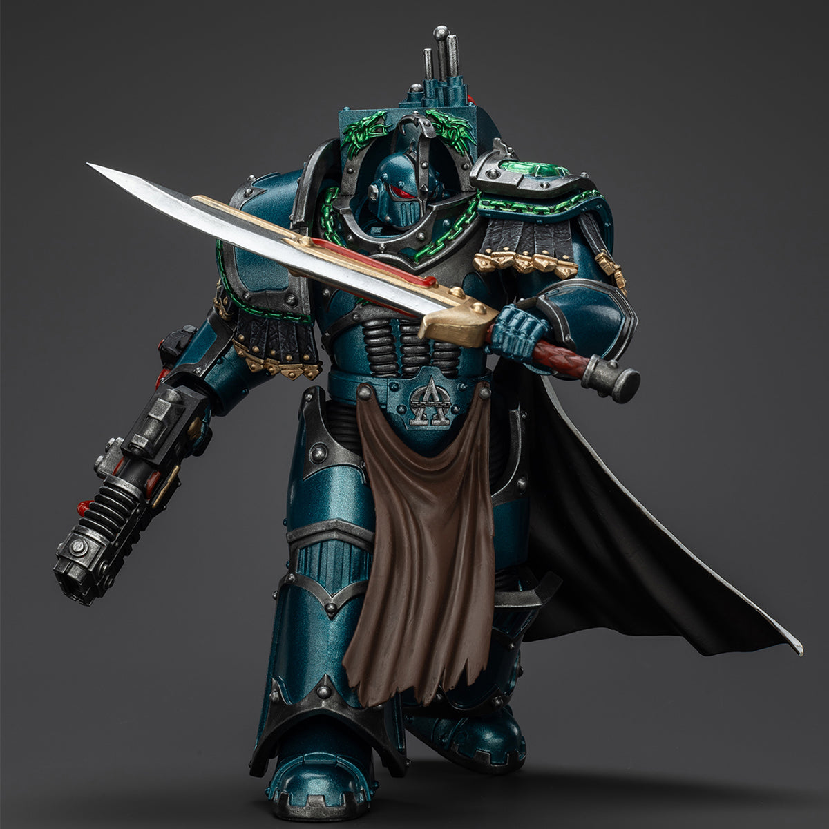 (Only Shipped to the US) JOYTOY Alpha Legion Legion Praetor in Cataphractii Terminator Armour 1/18 Warhammer The Horus Heresy Action Figures