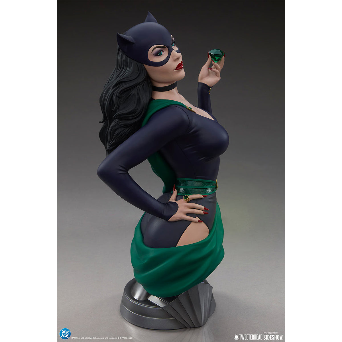 Sideshow x Tweeterhead, Catwoman Bust, 1/3 Scale Art Figurine