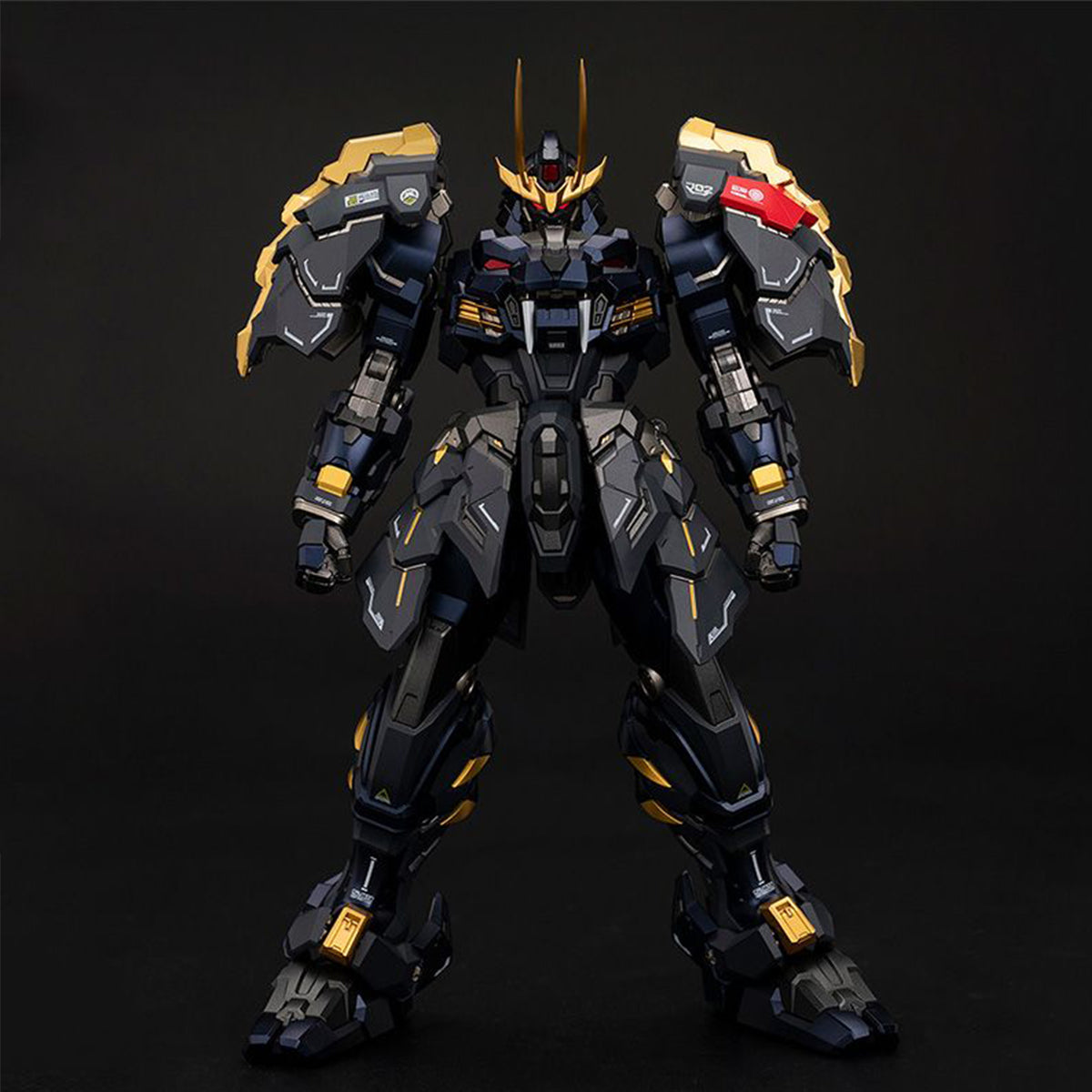 MOSHOW Progenitor Effect Illustrious Class The Tiger Of Kai Takeda Shingen Black Gold & Titanium Silver Version Mecha Action Figure