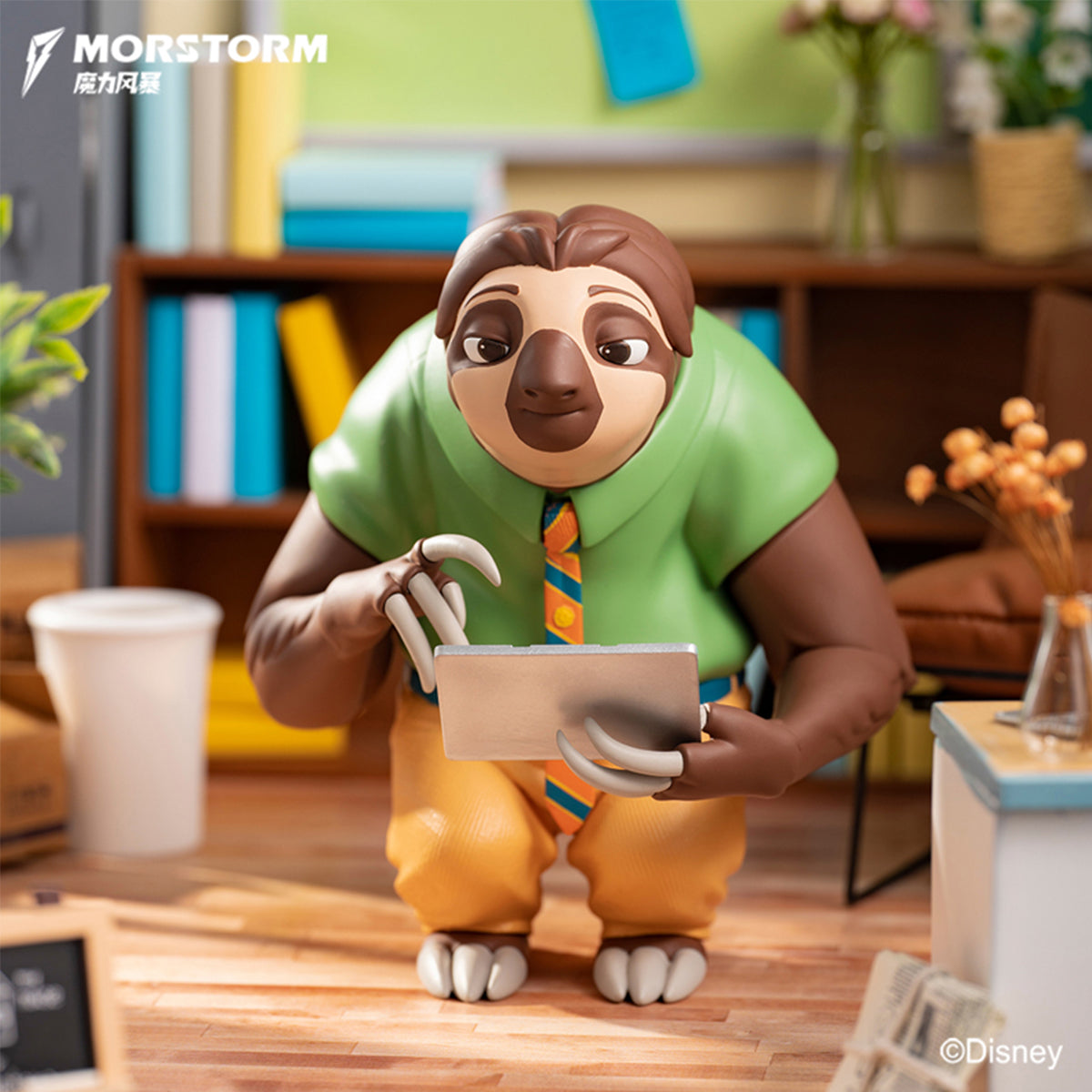 MORSTORM Zootopia Series Flash & Officer Judy & Little Nick in His Red Scarf Art Statue