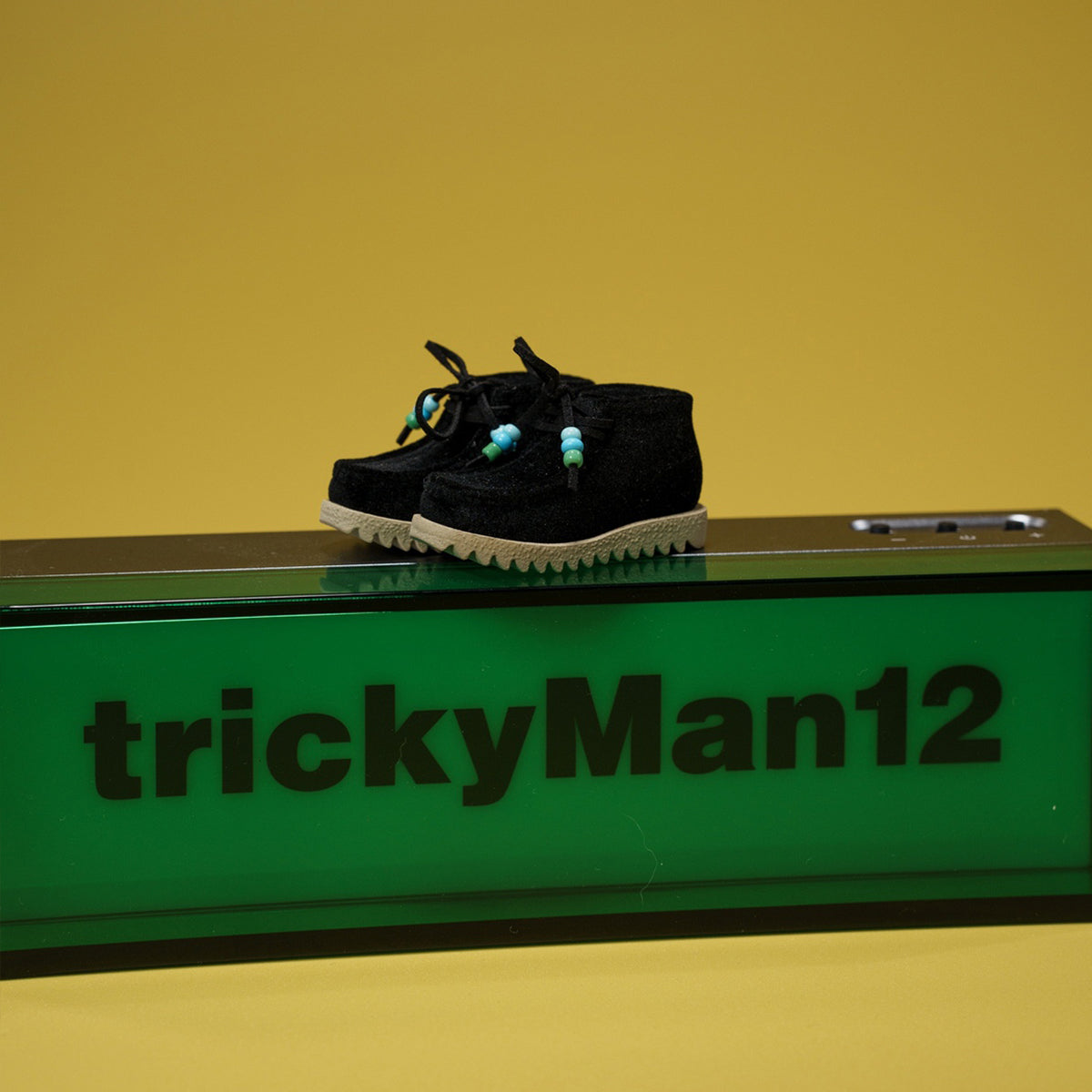 TrickyMan12 Manhunt Female Doll with Kangaroo Shoes 202513 Doll Accessory 1/6 Scale Fit Action Figure