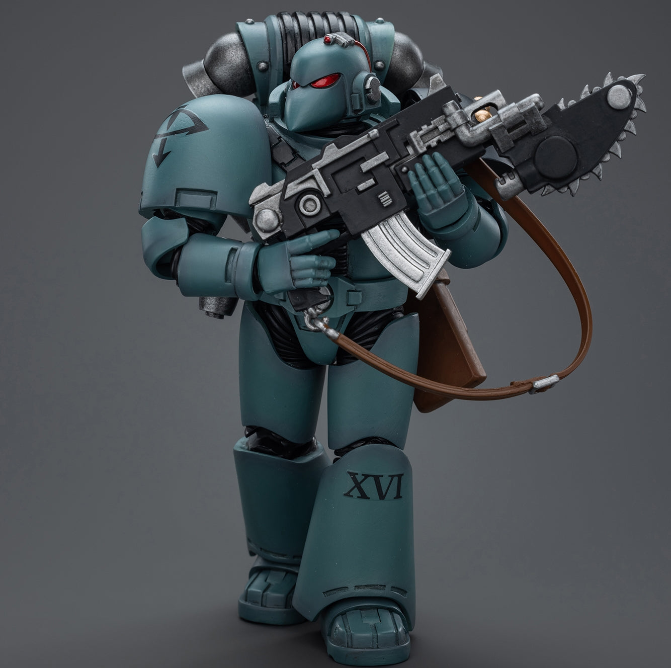 Figurine de collection JoyToy Warhammer The Horus Heresy : Sons of Horus MKVI Tactical Squad Legionary avec Bolter et Chainblade, échelle 1:18, JT9497