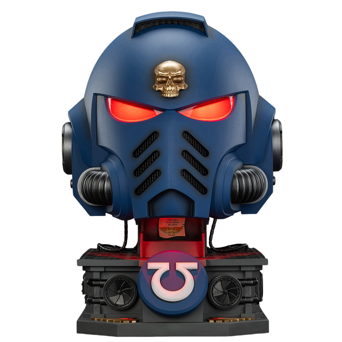JOYTOY Warhammer 40K Ultramarines Captain MkX Helmet & Display Stand 1/1 Scale