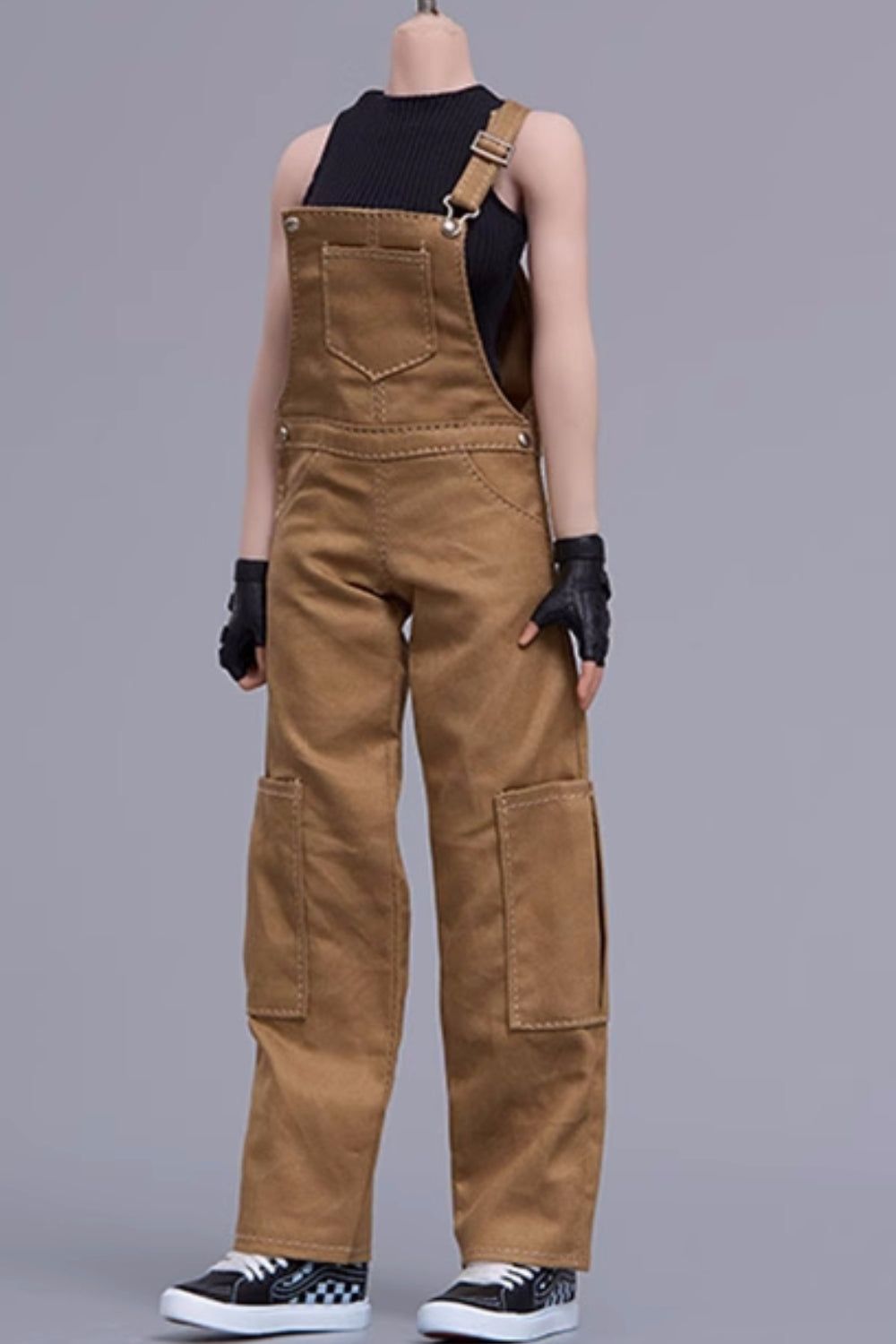 Ropa para muñecas Cdtoys: pantalones caqui con tirantes para figuras de acción femeninas de 30 cm