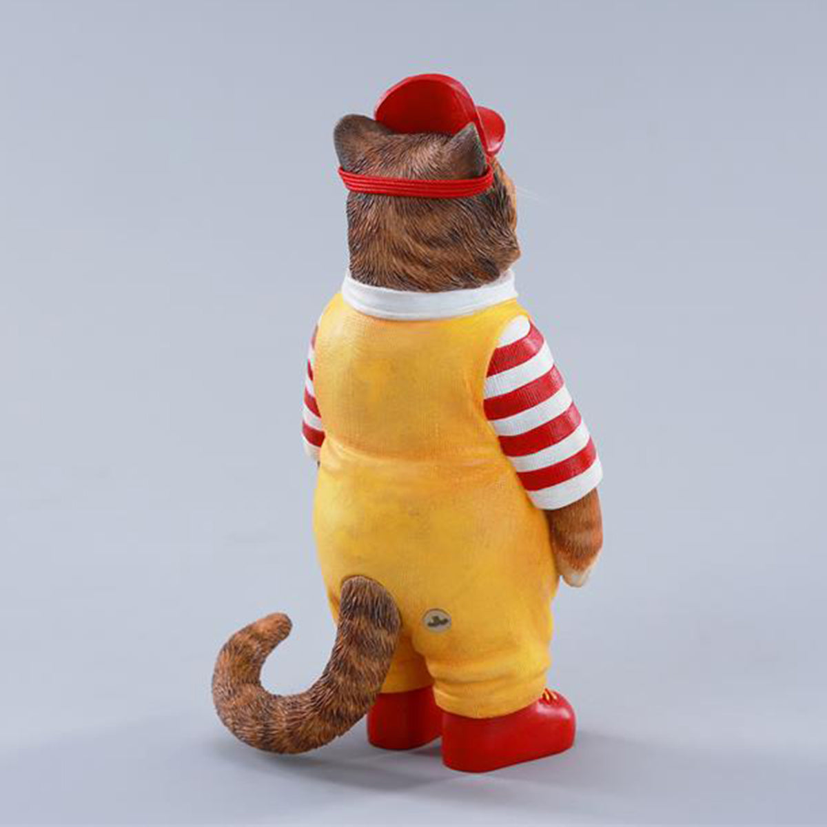 JXK Clown Cat Static Expertly Hand-Painted Lifelike Animal Figurine