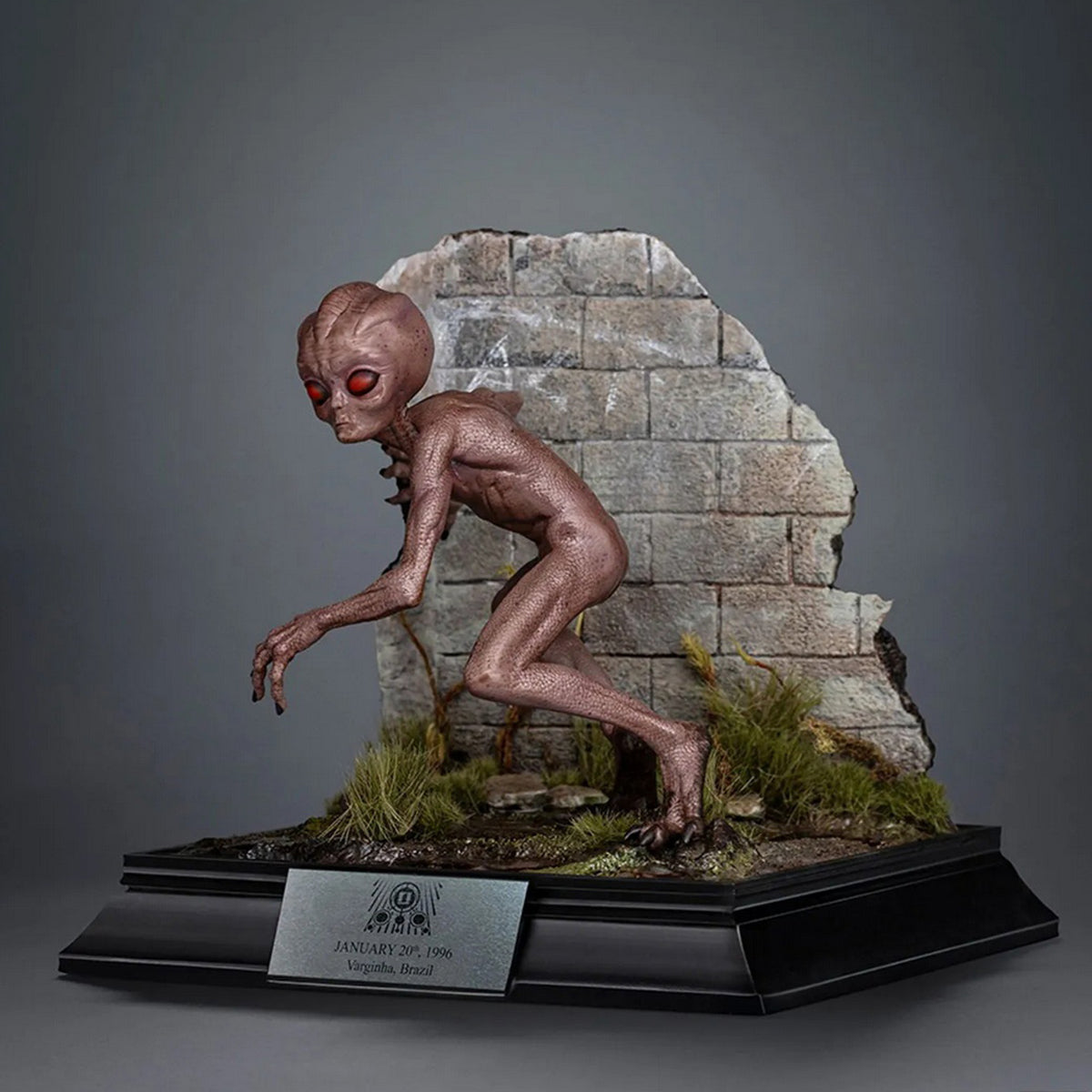 Iron Studios I Want to Believe - ET Varginha Art Statue