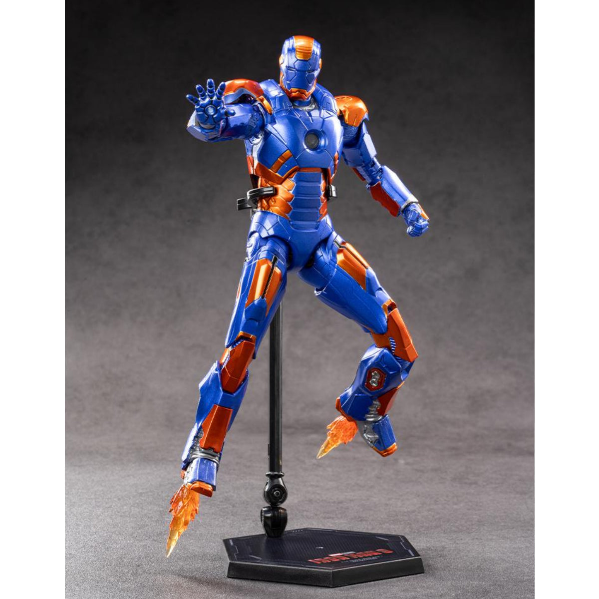 ZD Toys Iron Man 1/10 Scale Action Figure