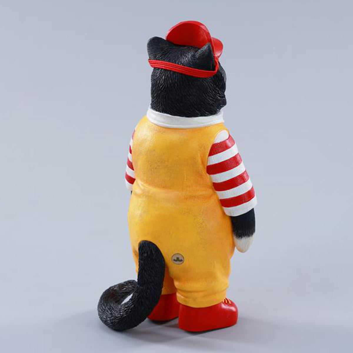 JXK Clown Cat Static Expertly Hand-Painted Lifelike Animal Figurine
