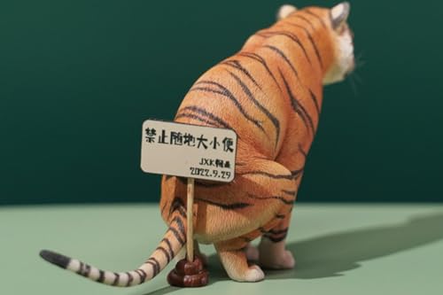 Figura de tigre coleccionable JXK: Tigre medio agachado, pintado a mano por expertos, realista, resina segura, miniatura a escala 1:12.