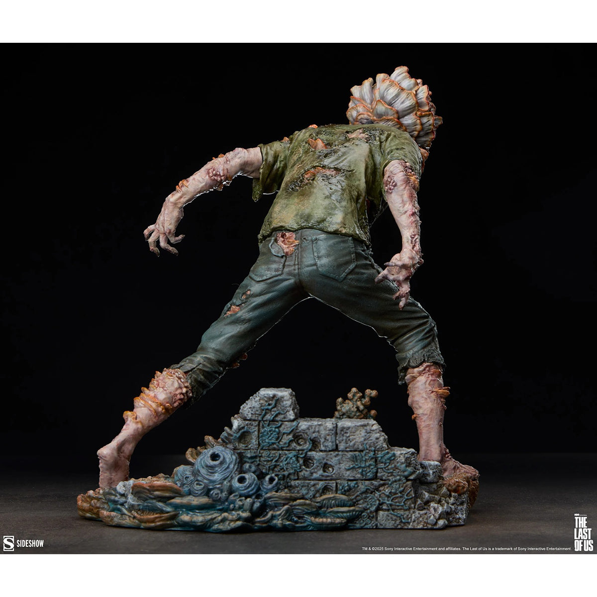 Sideshow The Last Survivor Clicker 1/6 Scale Art Figurine