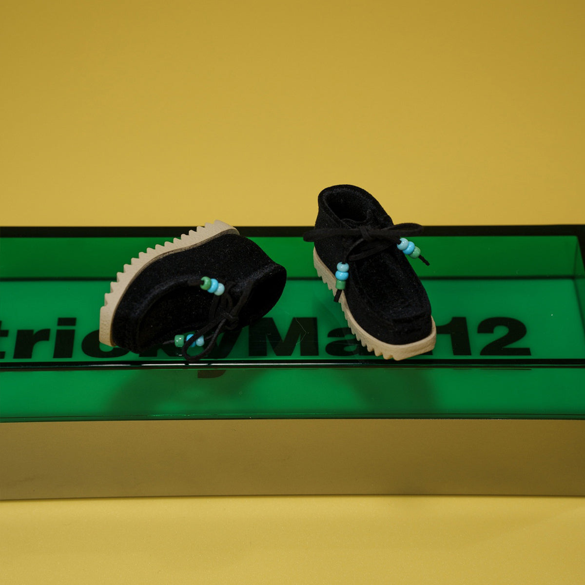 TrickyMan12 Manhunt Female Doll with Kangaroo Shoes 202513 Doll Accessory 1/6 Scale Fit Action Figure