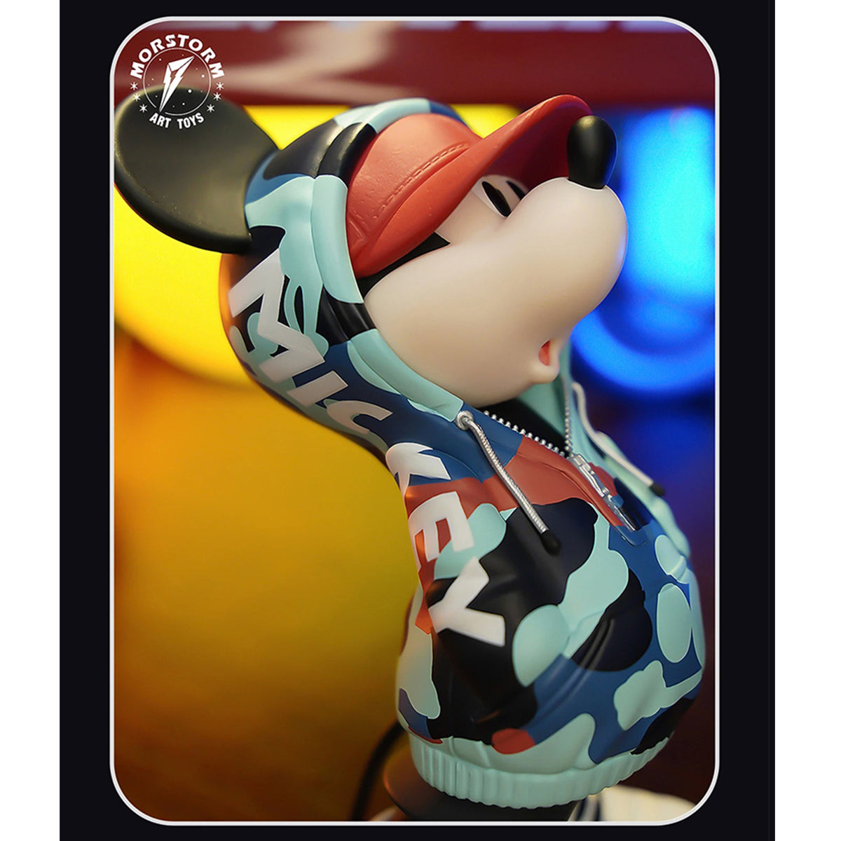 MORSTORM Coat Mickey + Cowboy Outfit Minnie + Sweatshirt Minnie + Sweatshirt Mickey Art Figurine