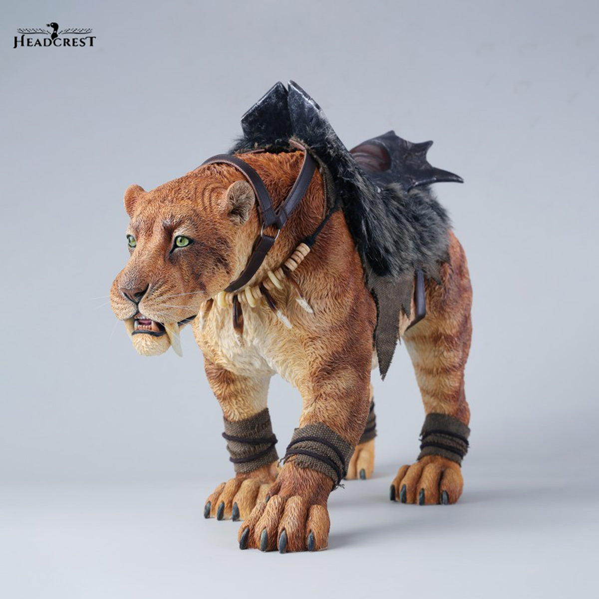 HEADCREST H2603 Prehistoric Saber-Toothed Tiger Figure Static Animal Statue