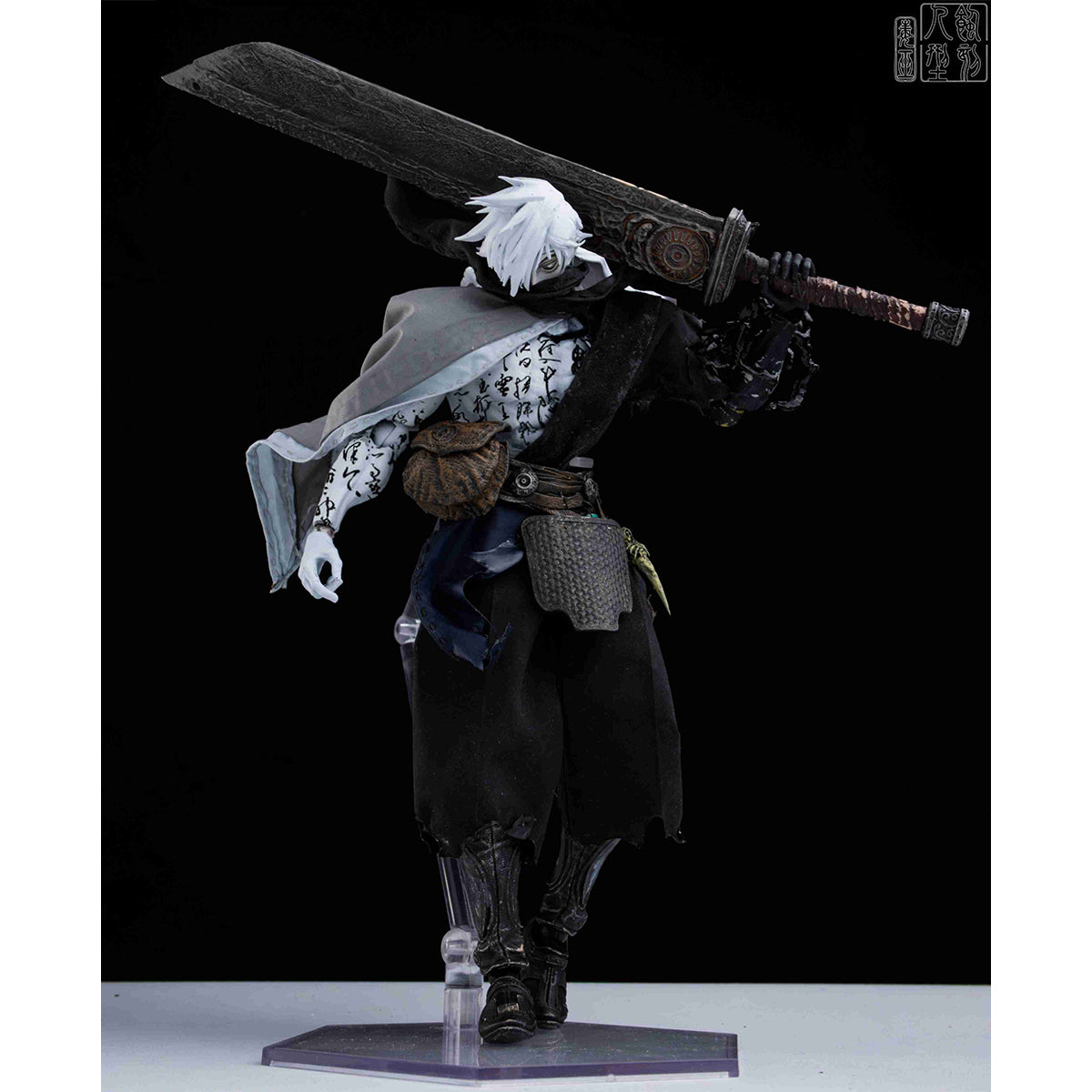 Etched Human Poison Shaman Witch Zhang Qing Calligraphy Skin Version 1/12 Scale Action Figure