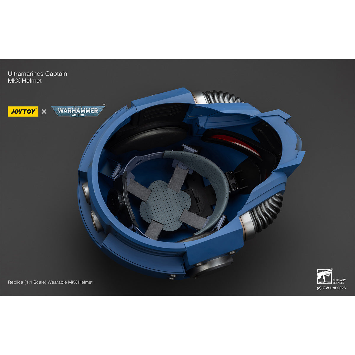 JOYTOY Warhammer 40K Ultramarines Captain MkX Helmet & Display Stand 1/1 Scale