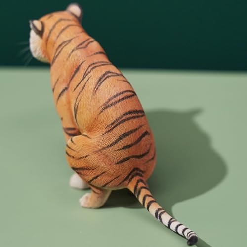 Figura de tigre coleccionable JXK: Tigre medio agachado, pintado a mano por expertos, realista, resina segura, miniatura a escala 1:12.