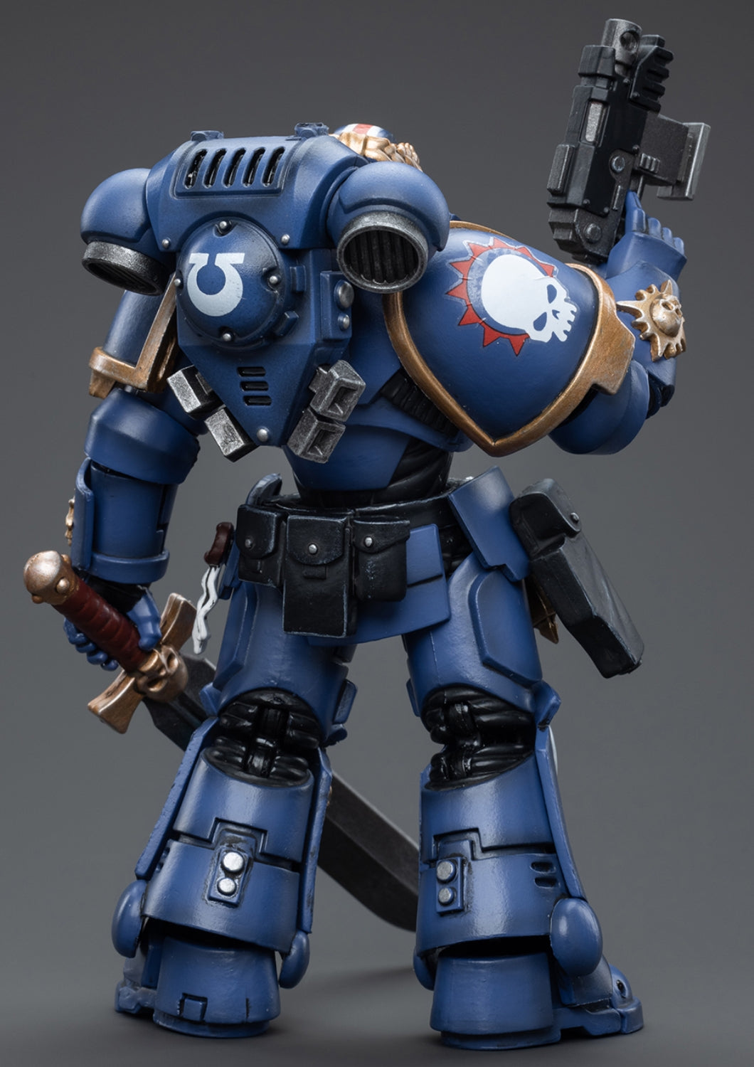 Figurine de collection JoyToy JT4065 40K : Figurine articulée du lieutenant Argaranthe des Ultramarines Primaris, échelle 1:18