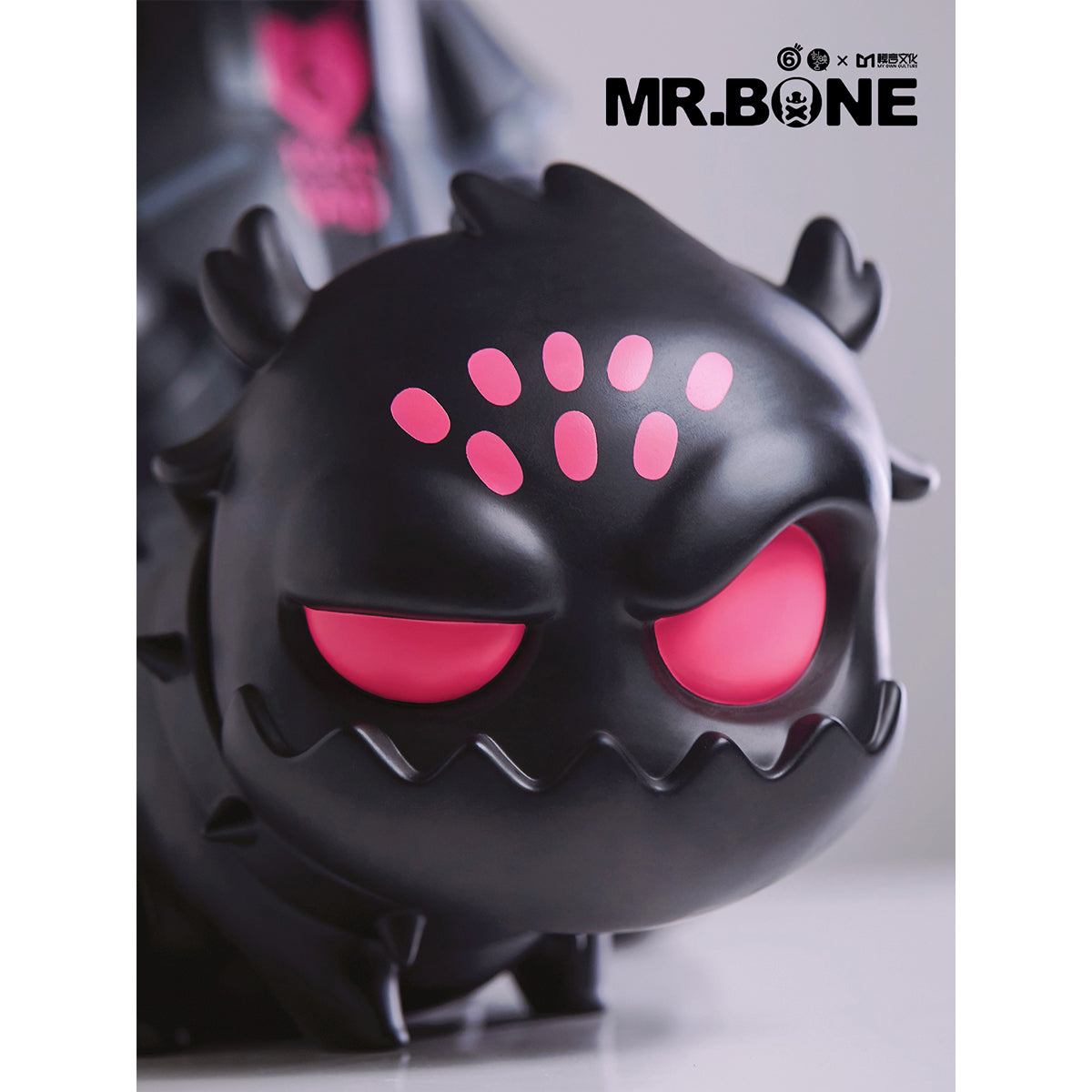 MR.BONE Dirty Silk Dragon Black and Red Enamel Edition Art Figurine