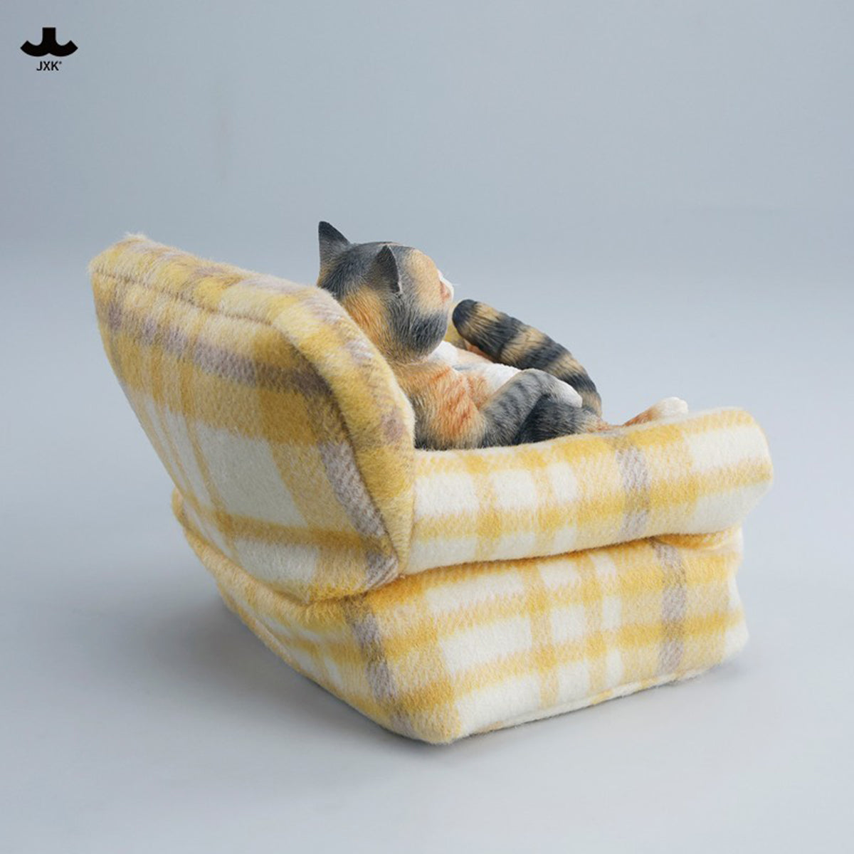 JXK Warm Cat Sofa (JXK350) Static Expertly Hand-Painted Lifelike Animal Figurine