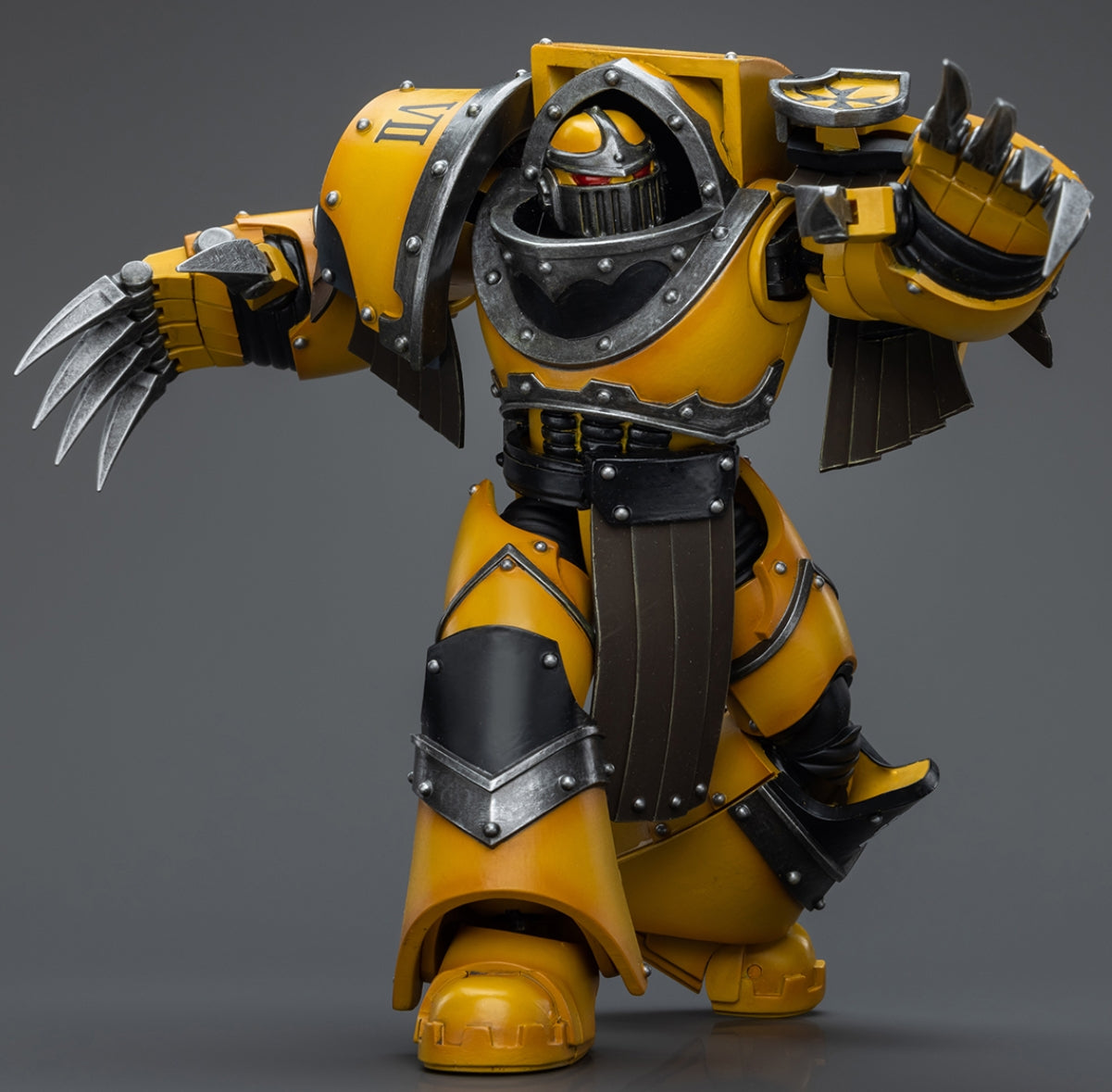 Figurine de collection JoyToy Warhammer The Horus Heresy : Imperial Fists Legion Cataphractii Terminator Squad Legion Cataphractii avec Lightning Claws, figurines articulées à l'échelle 1:18 JT9404