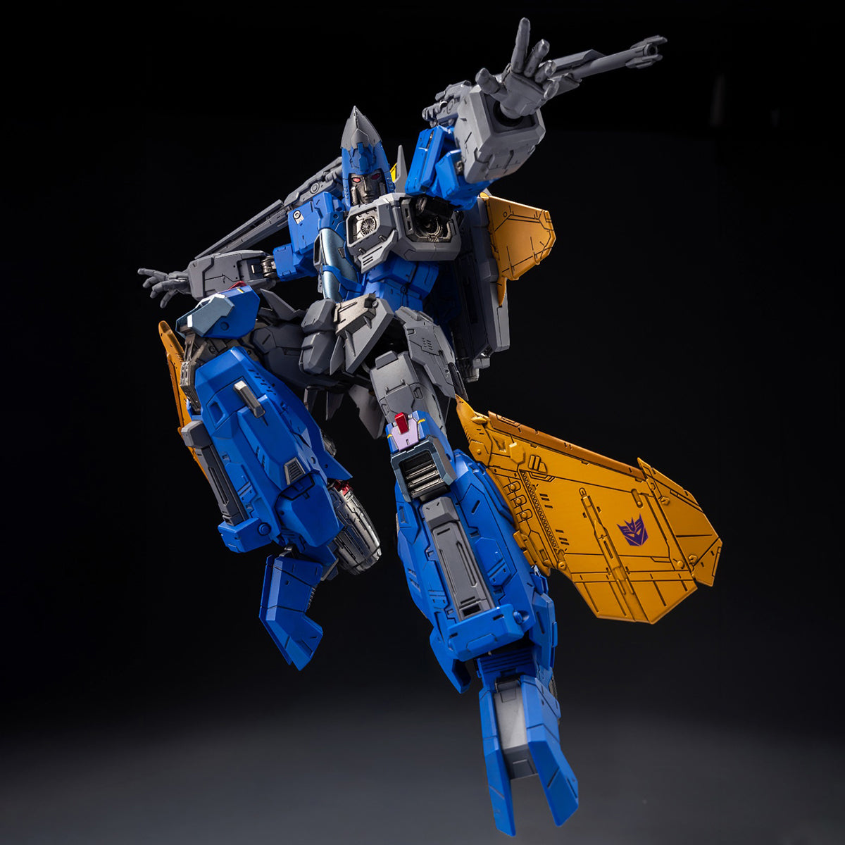 Threezero Transformers Decepticons: MDLX Dirge Action Figures