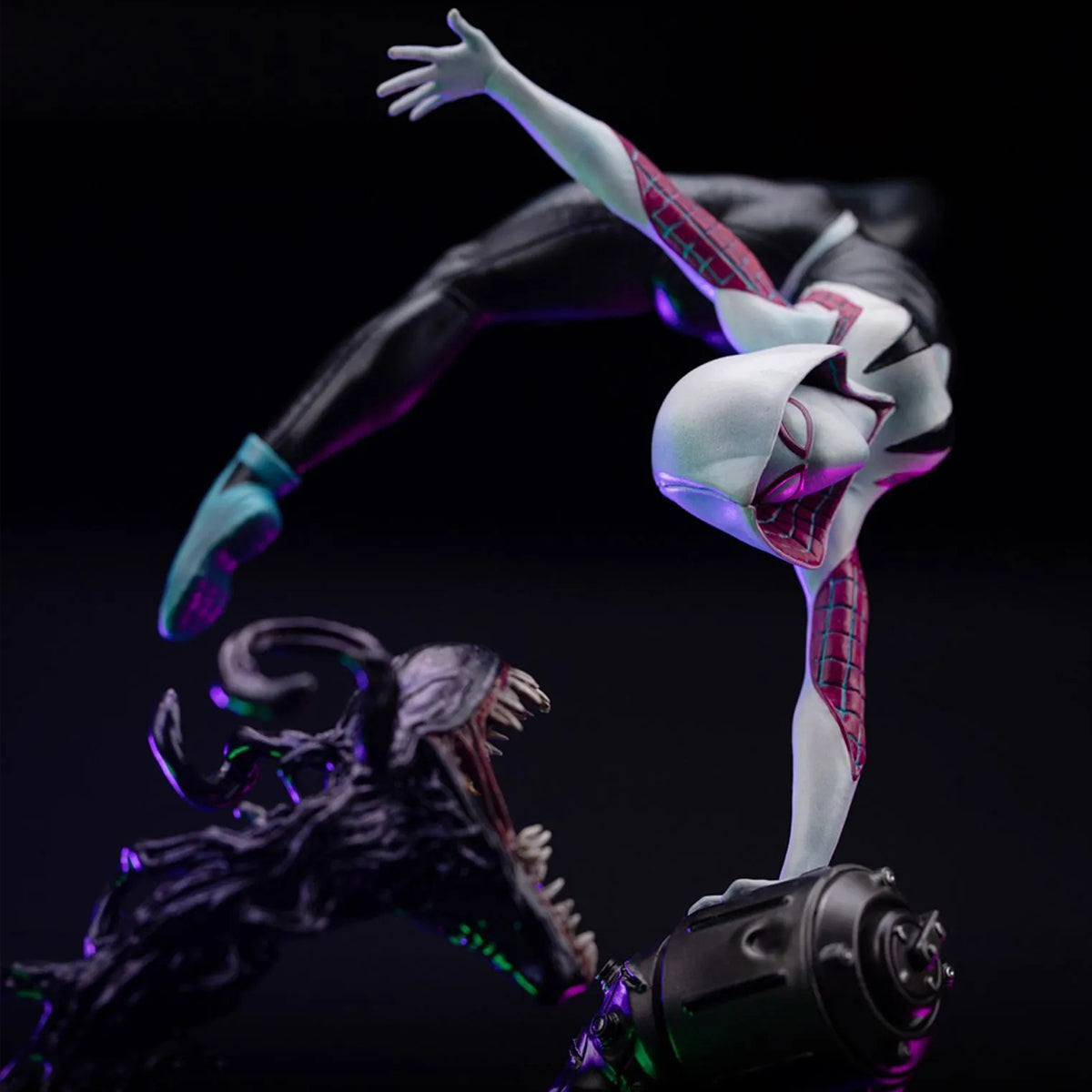 Iron Studios Ghost-Spider Art Statue
