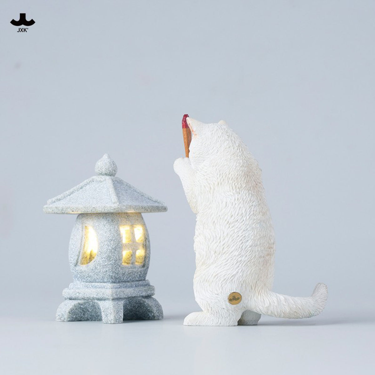 JXK Wishing Cat (JXK341) Static Expertly Hand-Painted Lifelike Animal Figurine