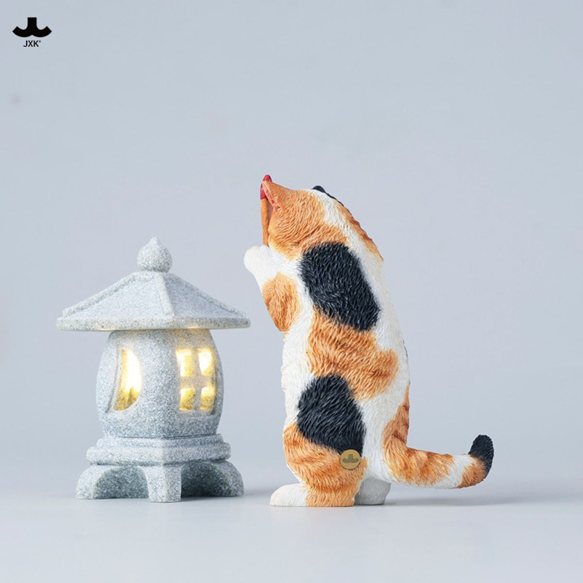 JXK Wishing Cat (JXK341) Static Expertly Hand-Painted Lifelike Animal Figurine