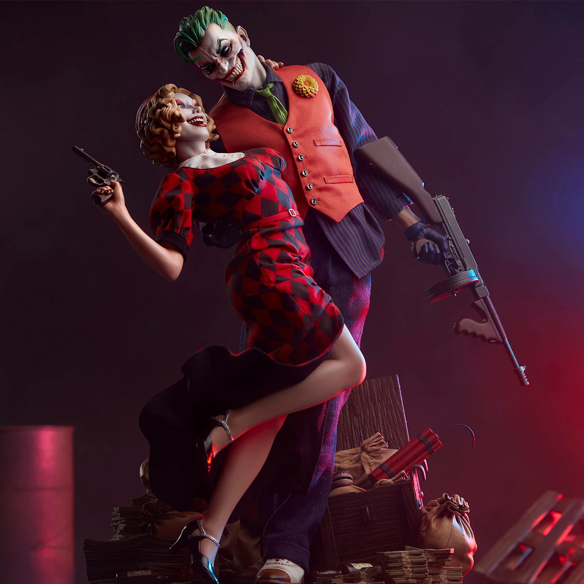 Sideshow The Joker And Quinn Collectible Figurine