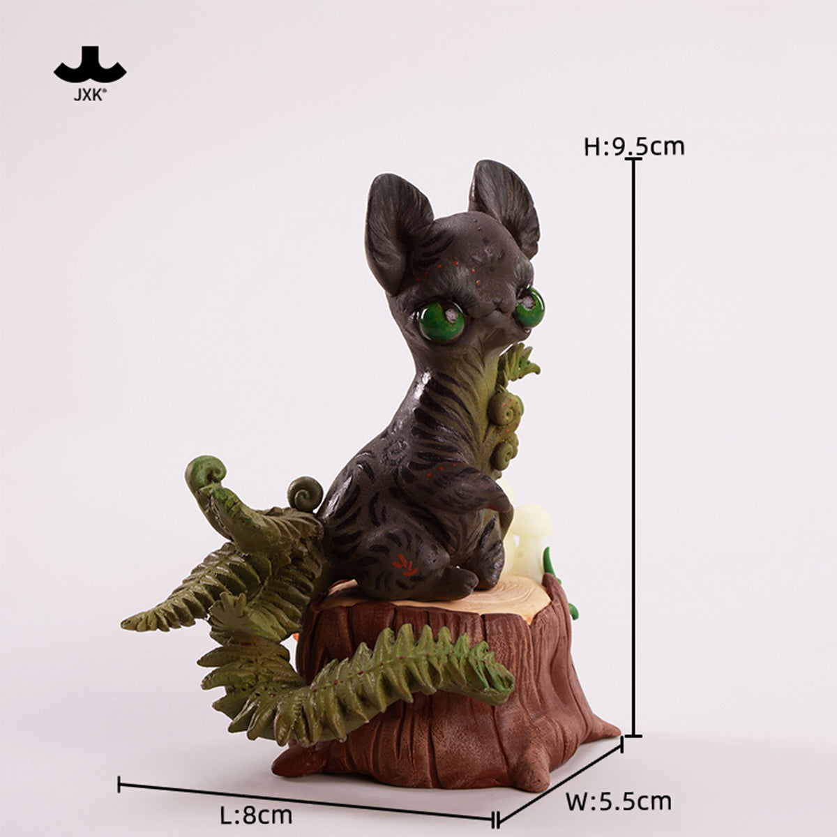 JXK The Forest Cat Static Expertly Hand-Painted Lifelike Animal Figurine