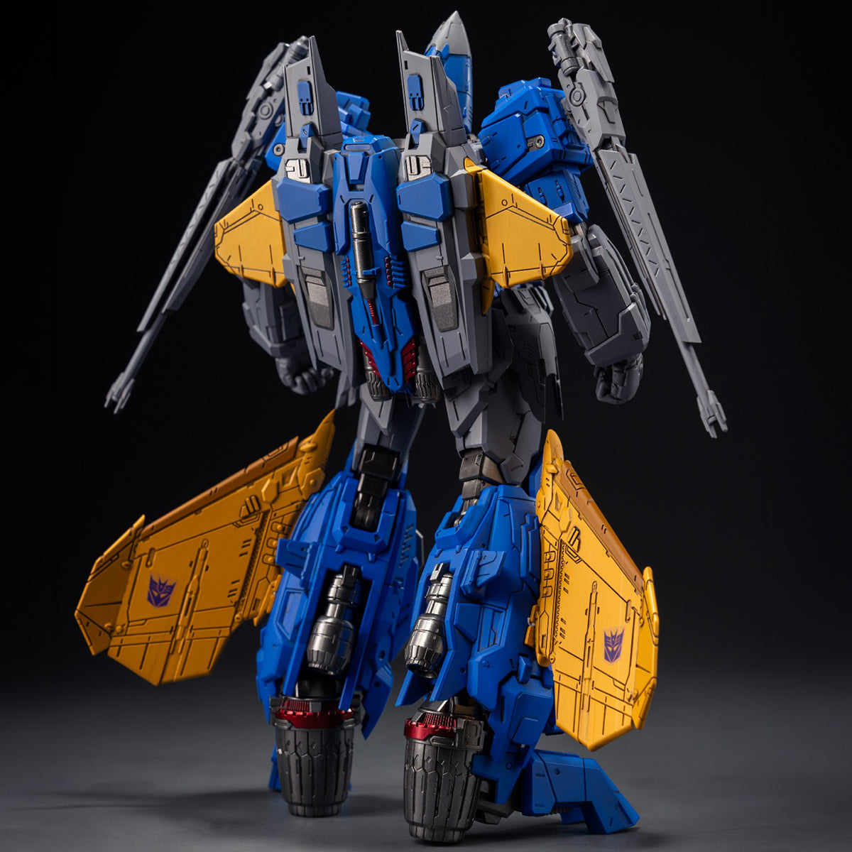 Threezero Transformers Decepticons: MDLX Dirge Action Figures