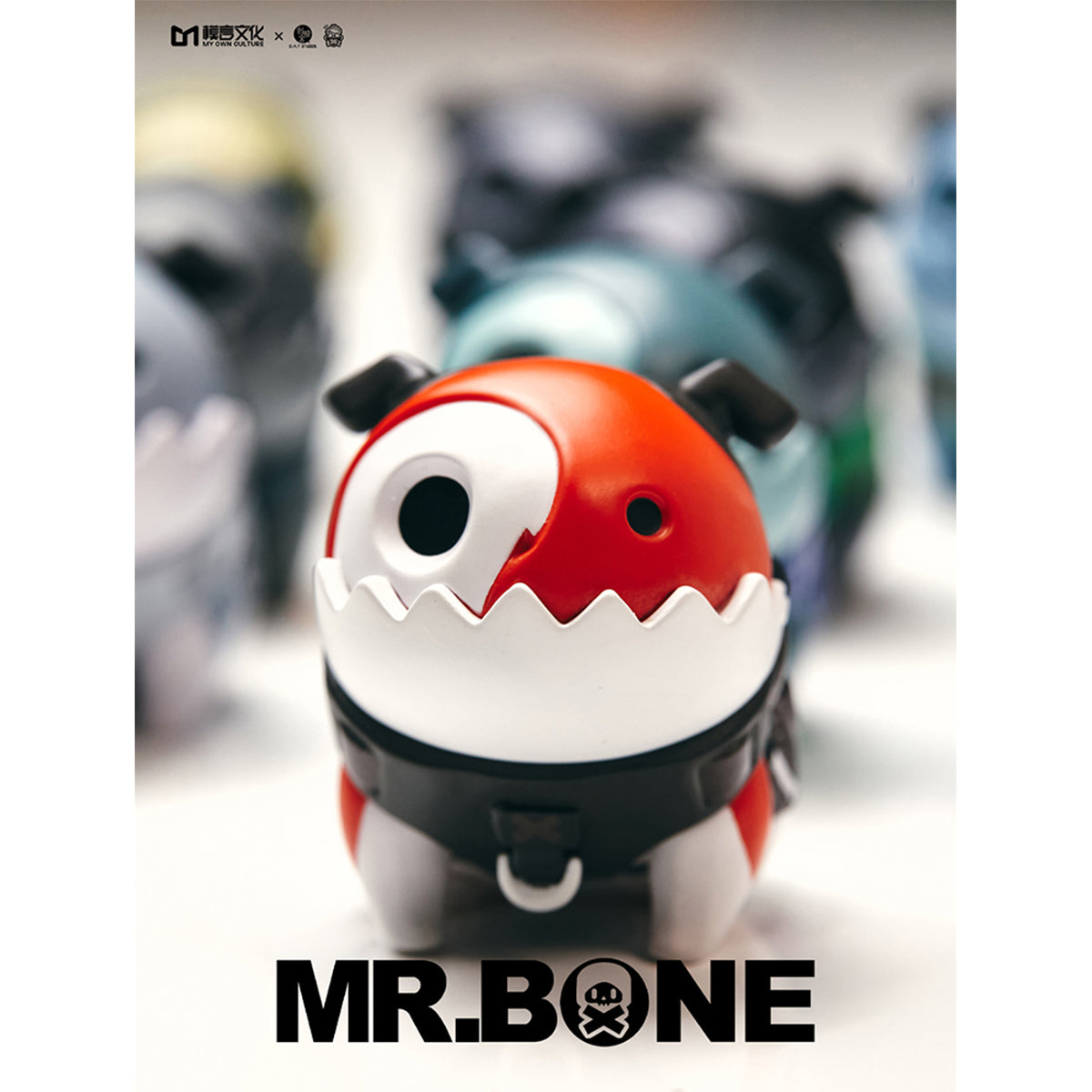 MR.BONE Fourth Generation Camping Dirty Silk Dog Sitting Pose Blind Box Figure