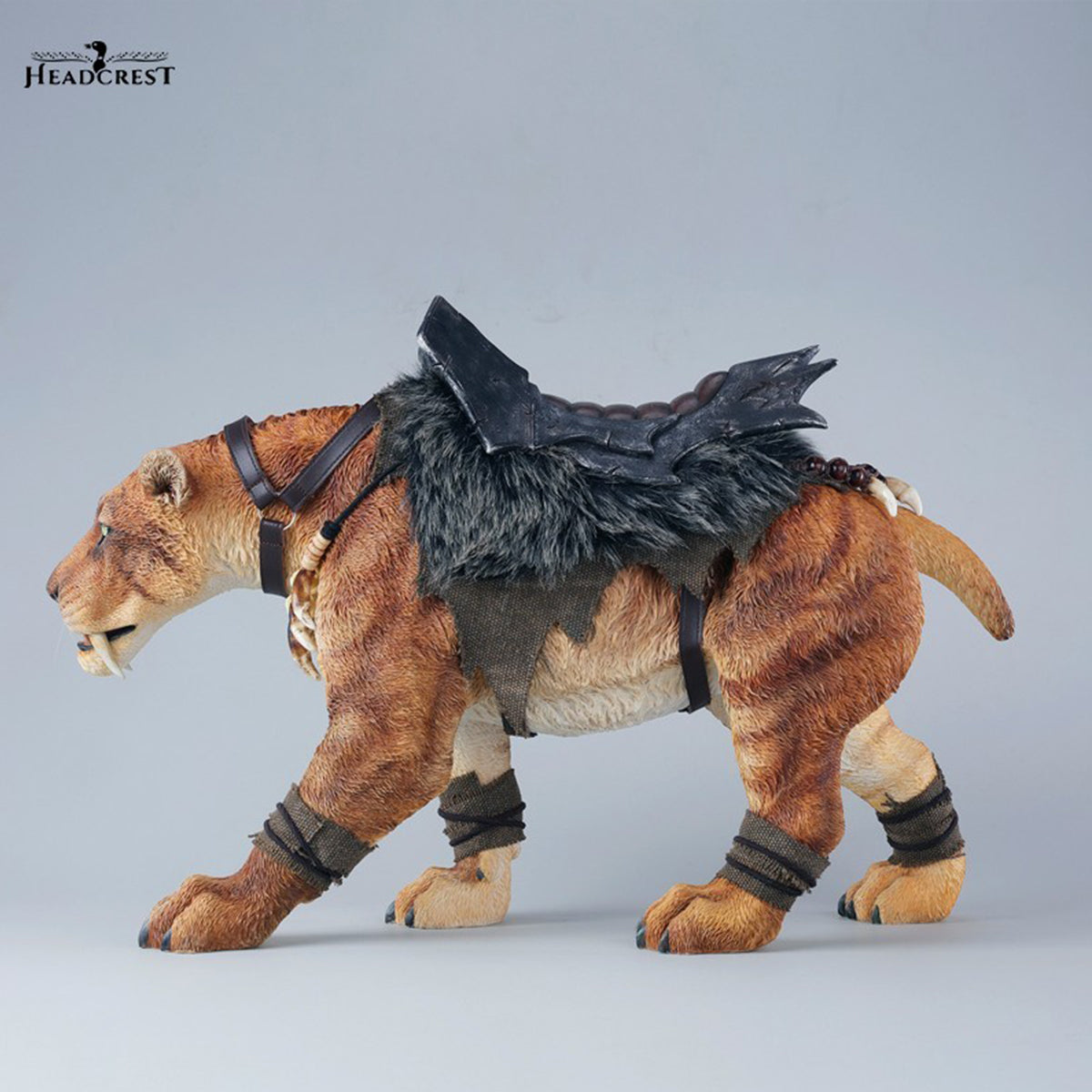 HEADCREST H2603 Prehistoric Saber-Toothed Tiger Figure Static Animal Statue