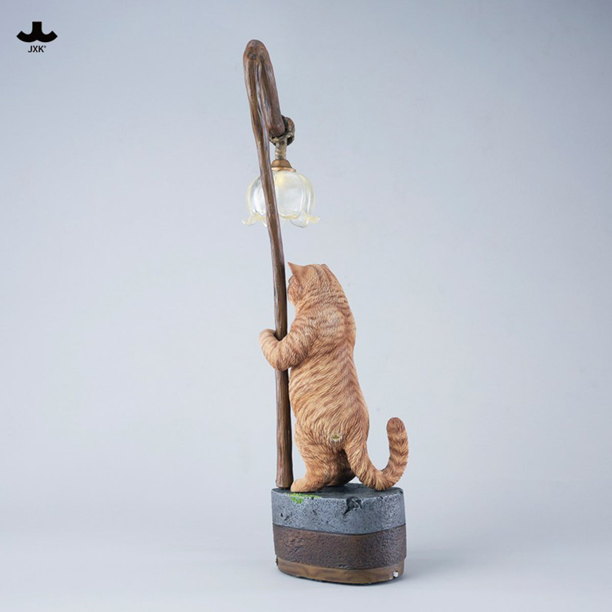 JXK Lily of the Valley Reflecting a Cat JXK342 Collectible Animal Figurine