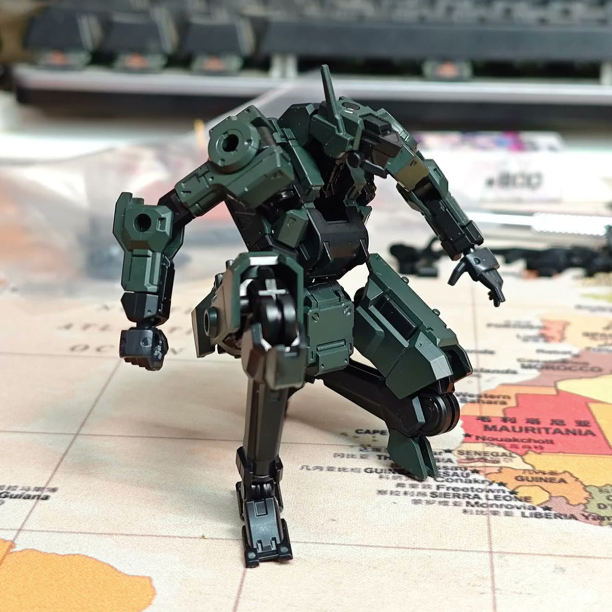 Sheik Mainland 3 MIN PROJECT FENRIR - A2 STANDARD TYPE 1/18 Scale Assembly Model Kits