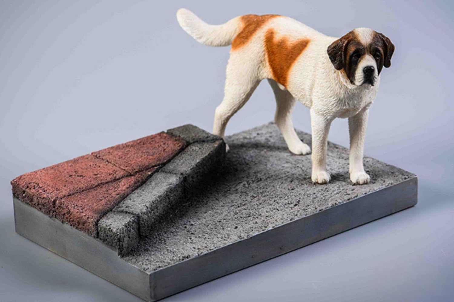 Figura de perro coleccionable JXK: San Bernardo, pintada a mano por expertos, resina realista y segura, miniatura a escala 1:12.