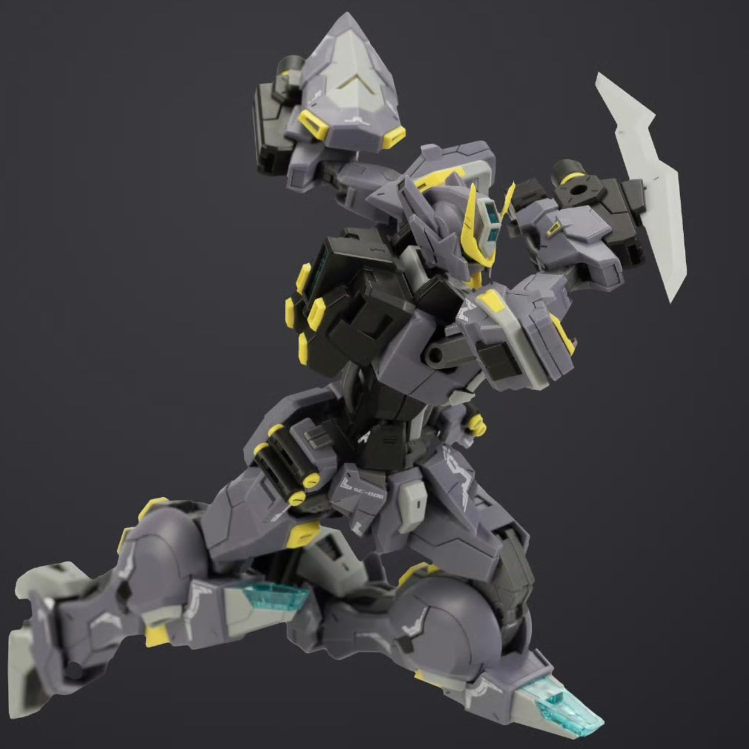 Kits de modelos de plástico SNAA: Figuras de acción coleccionables a escala 1:144 de los Caballeros de la Mesa Redonda Thunder Incise Grace SC-006