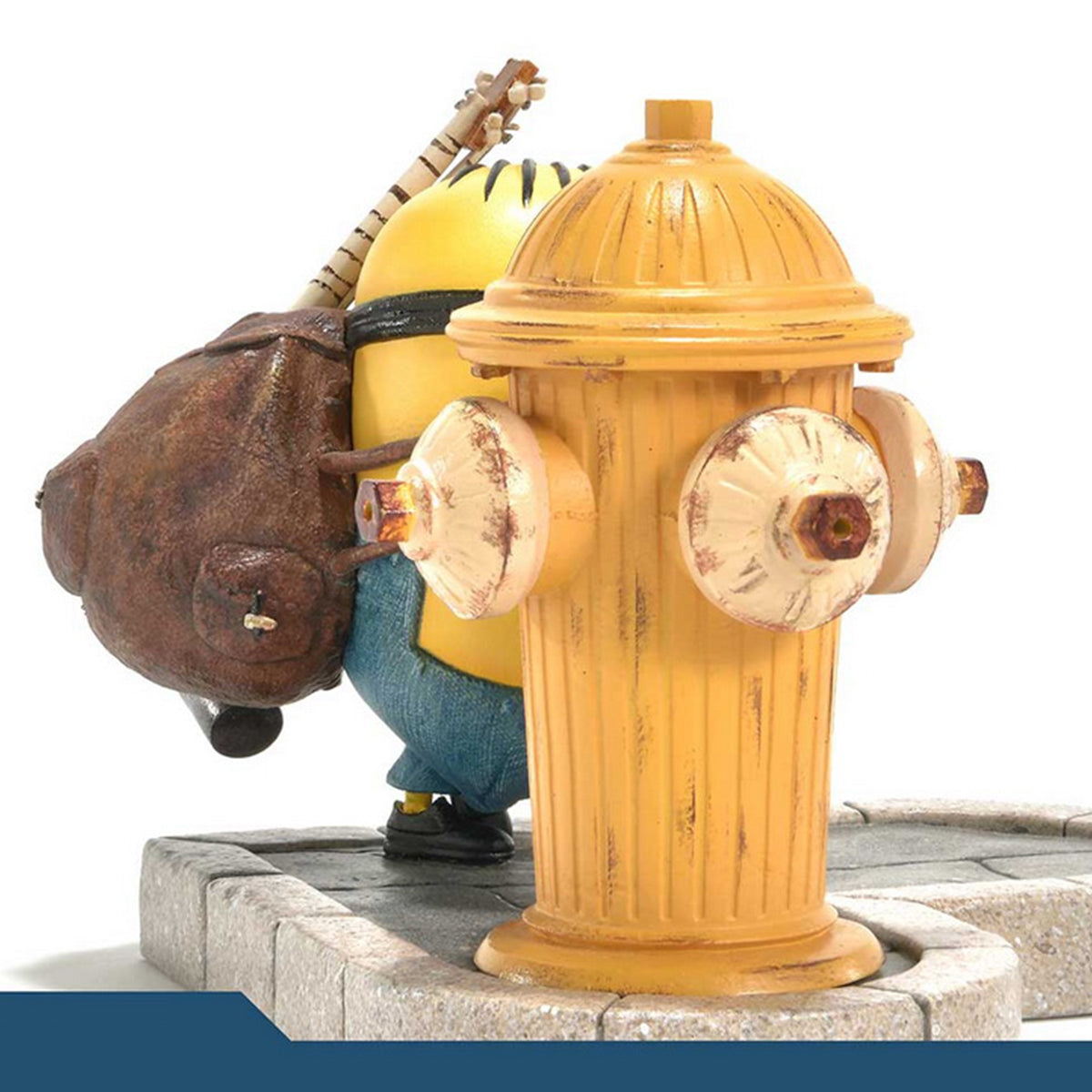 Prime 1 Studio, Minions with Fire Hydrant, Statue Figurine