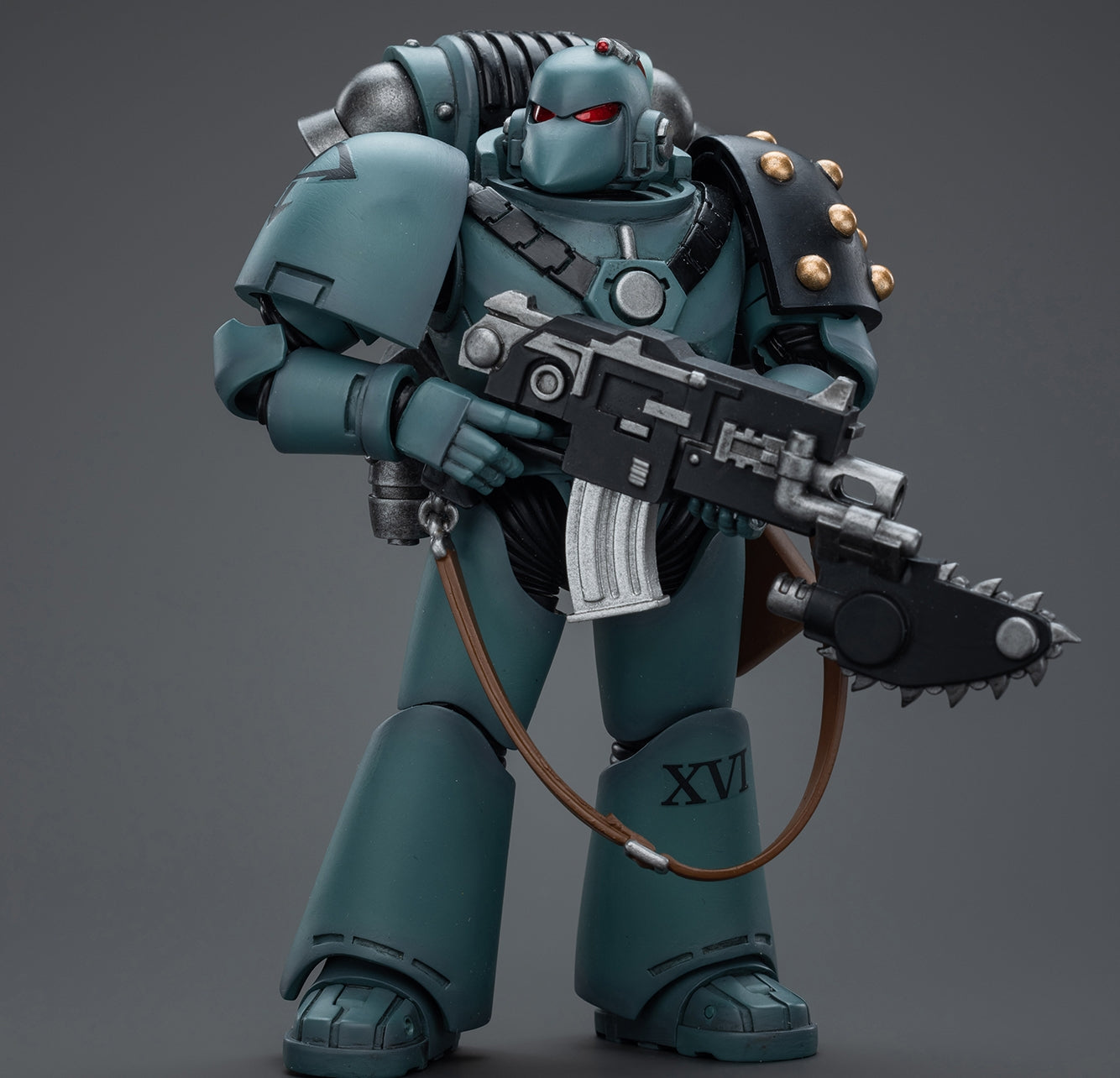 Figurine de collection JoyToy Warhammer The Horus Heresy : Sons of Horus MKVI Tactical Squad Legionary avec Bolter et Chainblade, échelle 1:18, JT9497