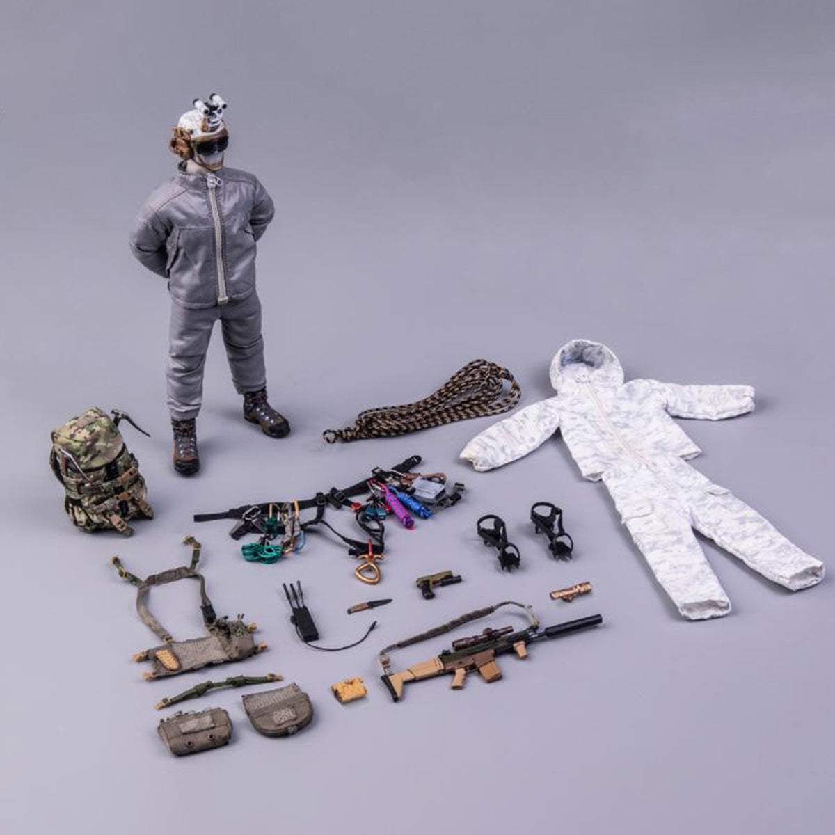 HASUKI SALVO Series Snow Mountain Ghost Action Figure