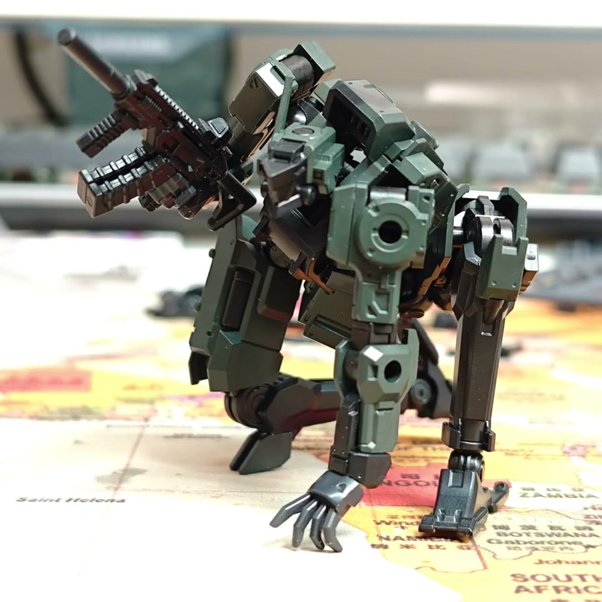 Sheik Mainland 3 MIN PROJECT FENRIR - A2 STANDARD TYPE 1/18 Scale Assembly Model Kits