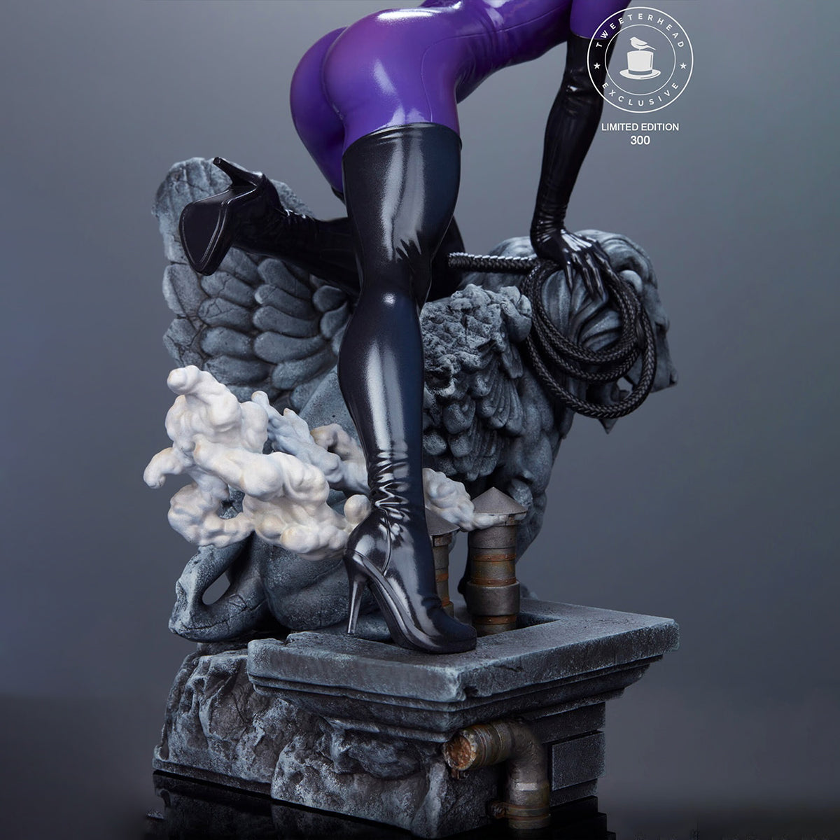 Sideshow Catwoman Purple Edition Art Statue