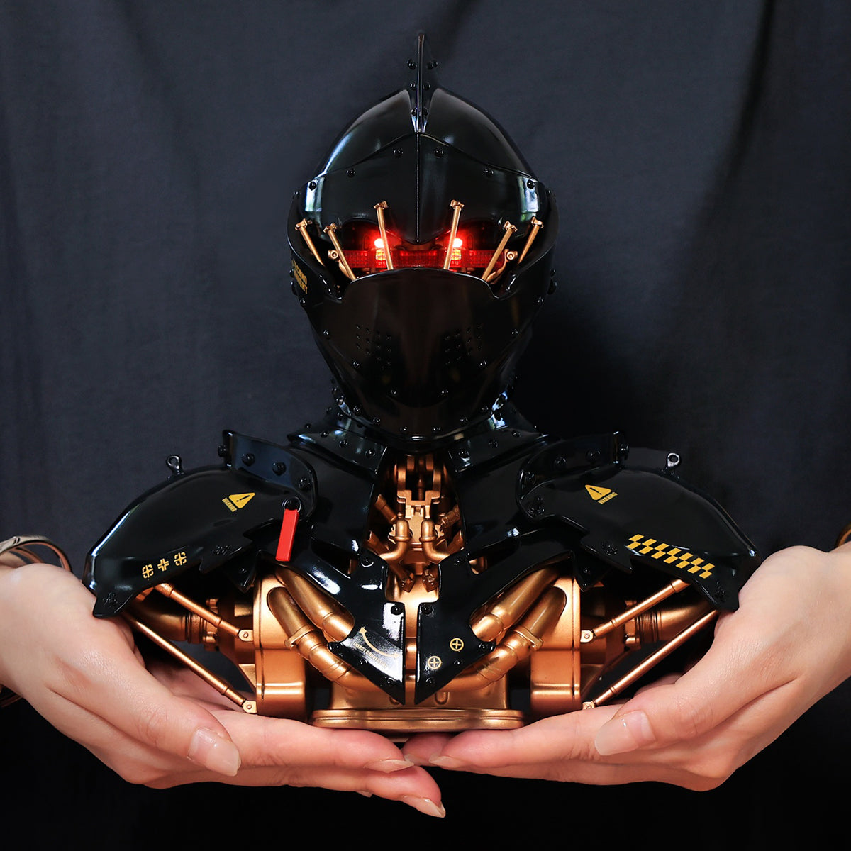 WeArtDoing, Cyber Knight Obsidian Dark/Star Silver/Gleam Void, Art Statue