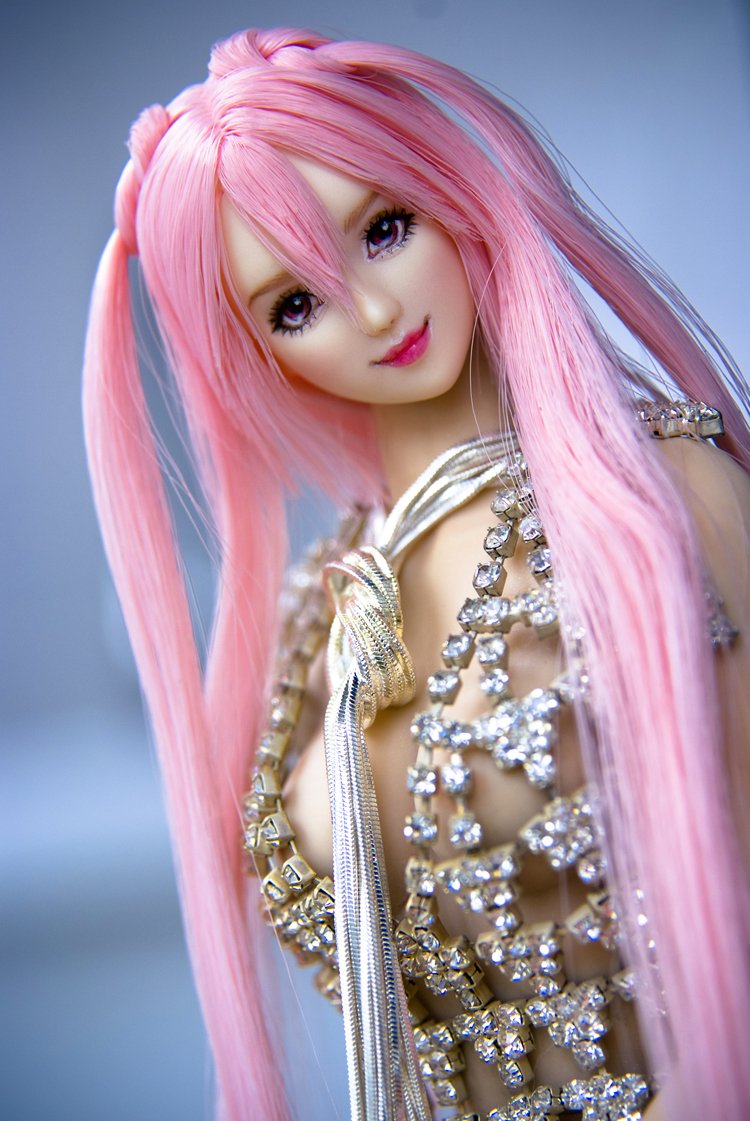 Tête sculptée de femme pour figurine articulée 12" CDH18