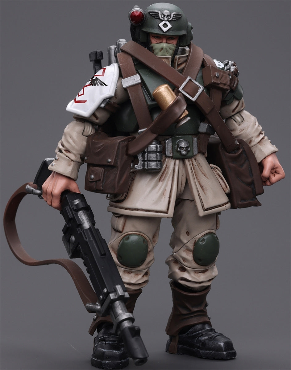 JoyToy Warhammer 40K Figurine de collection : Astra Militarum Cadian Command Squad Veteran avec Medi-Pack figurines à l'échelle 1:18 JT7943