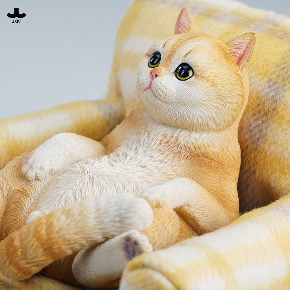 JXK Warm Cat Sofa (JXK350) Static Expertly Hand-Painted Lifelike Animal Figurine