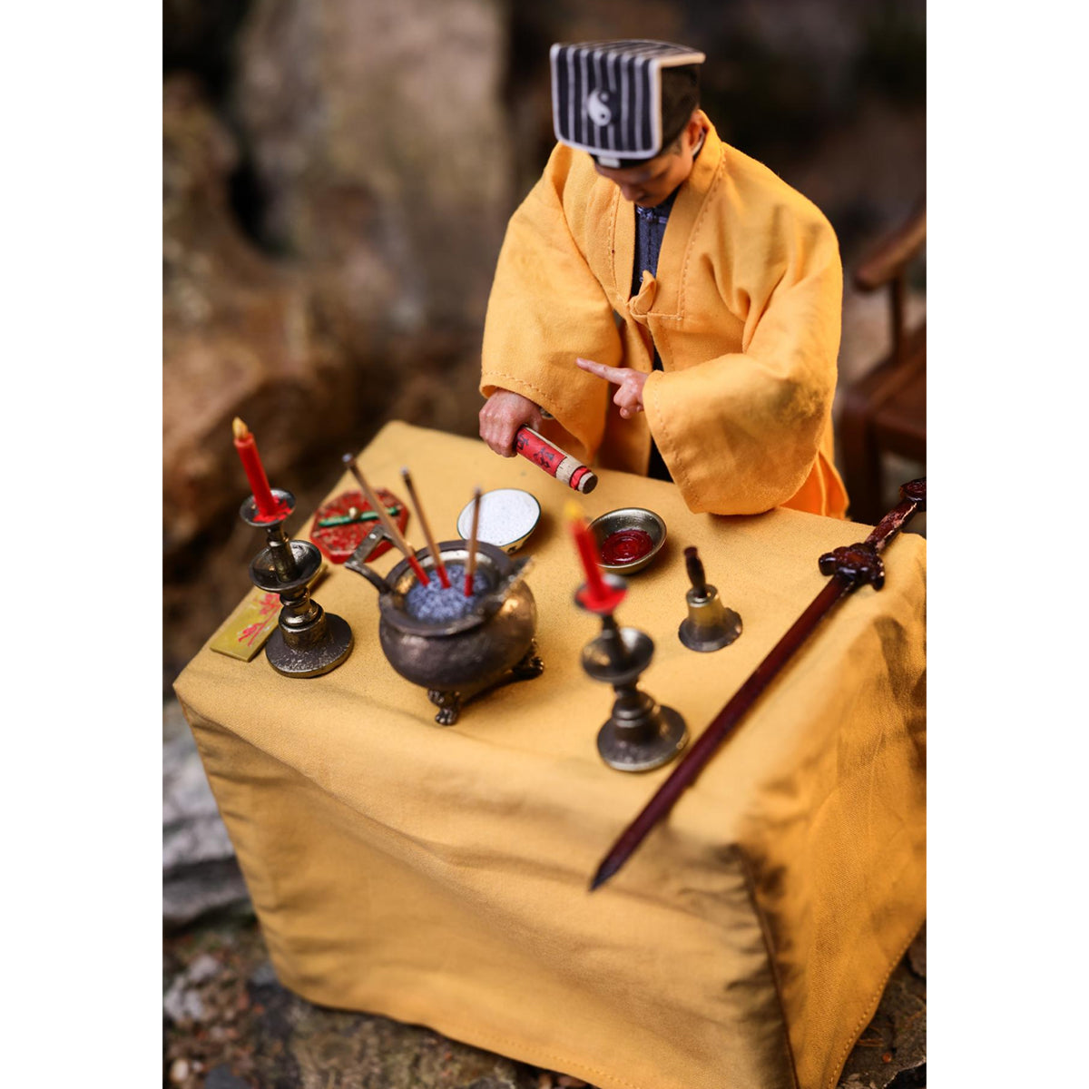 Mountain Studio Yellow Robe Hero Mr. Vampire Uncle Yingshu 1/12 Scale Action Figure