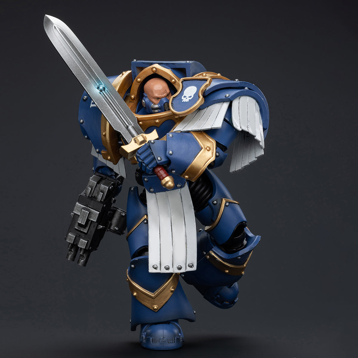 (Only Shipped to the US) JOYTOY Warhammer The Horus Heresy Series, Ultramarines Cataphractii Terminator Squad: Sergeant with Power Sword, 1/18 Scale Collectible Action Figure JT6953