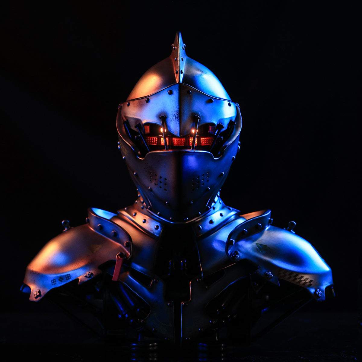 WeArtDoing, Cyber Knight Obsidian Dark/Star Silver/Gleam Void, Art Statue